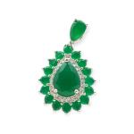 Beautiful 925 Sterling Silver Pendant Set in Beautiful Design and Green Stones with Hanging Tops